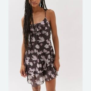 Urban Outfitters Lulu Ruffle Mini Dress Size L Asymmetrical Mesh Layers Floral